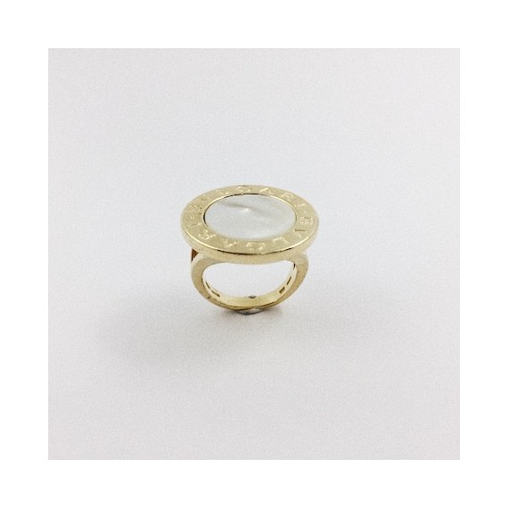 Anillo Bulgari en oro y nacar