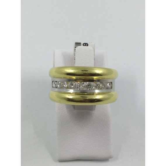 Anillo ancho en oro amarillo y brillantes