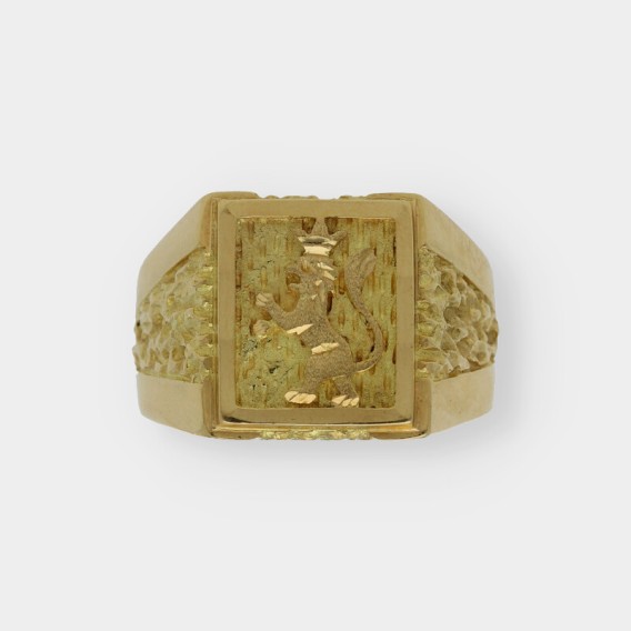 Anillo sello en oro 18kt con leÃ³n