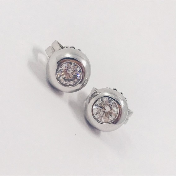 Pendientes en oro blanco 18kt y brillantes