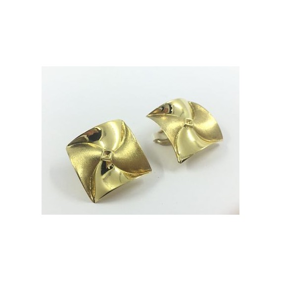 Pendientes de oro