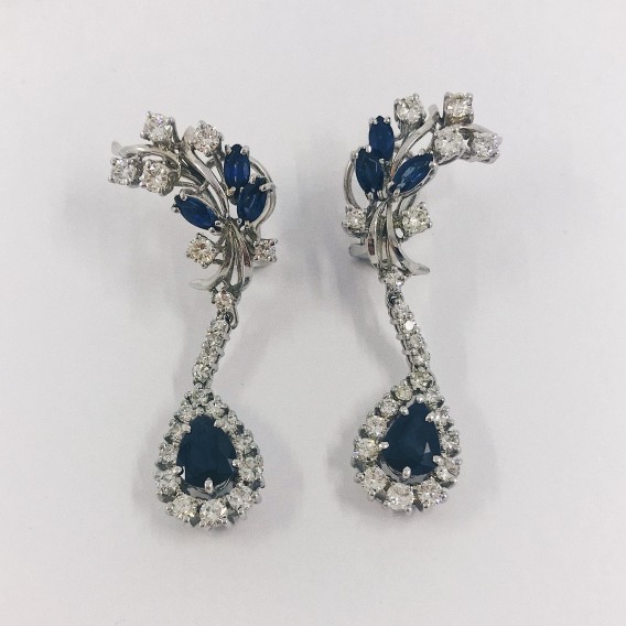 Pendientes largos con diamantes y zafiros