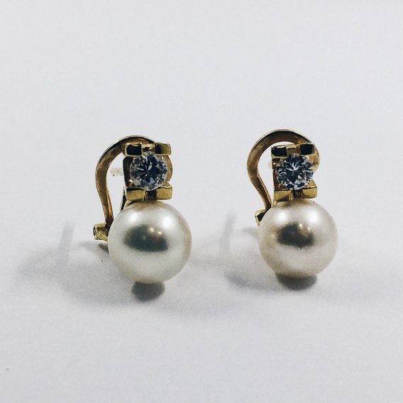 Pendientes tu y yo en oro, perlas y diamantes