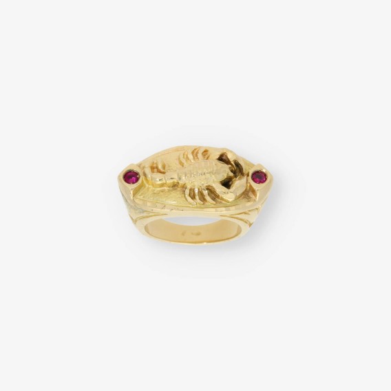 Anillo sello escorpiÃ³n en oro 18kt