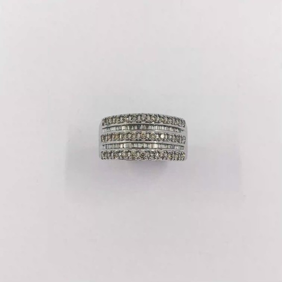 Anillo Tiara real en oro blanco y brillantes